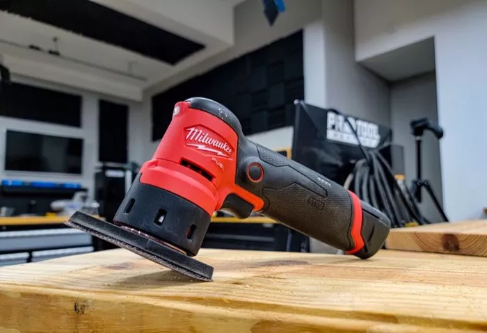 milwaukee sander