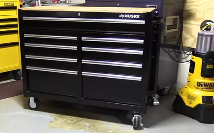 rolling tool chest