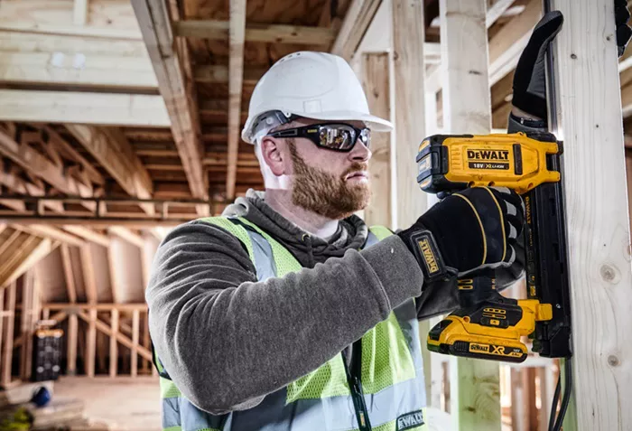 dewalt stapler